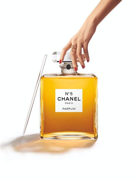 chanel no 5 baccarat extrait